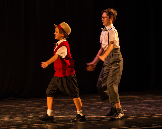Singing in th Rain -  Thursday - Act 1  (33 of 360)