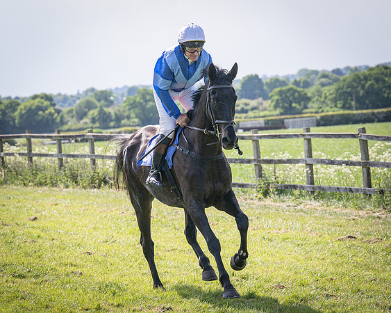 Race 4 Empire De Maulde - Seb Mead winners of The Perry’s of Aylesbury Jaecoo Men’s Open Race (29 of 190)