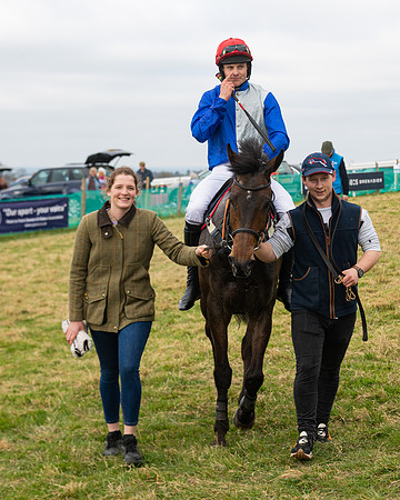 Race 5 - The Ineos Home Counties Grand National (85 of 133)