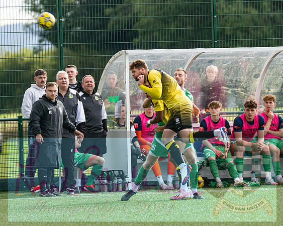 Bishops Cleever 0 v Chesham Utd 0 (75 of 365)