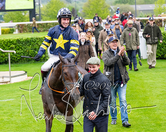Race 5 - Mares Open  (93 of 129)