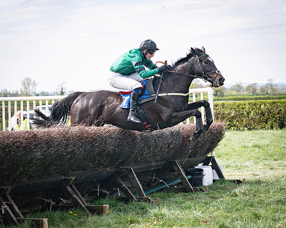 Race 3 - The Richardsons chartered Accountants Conditions Race [Level Three] for Novice Riders (87 of 117)