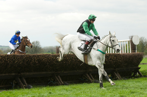 Kimblewick Point to Point at Kingston Blount Racecourse on Saturday 12th April 2014
