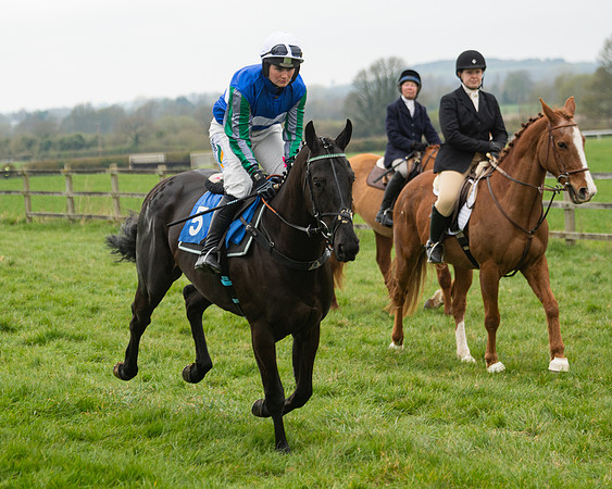 Race 3 - Open maiden  (32 of 273)