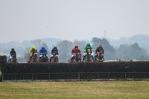 Race 8 - Oprn Maiden Div 2 (39 of 108)