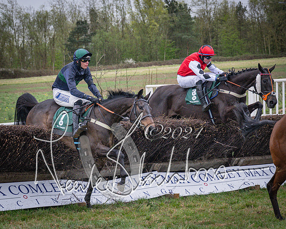 Race 7 - The Jockey Club maiden race for Mares and Fillies only (82 of 96)