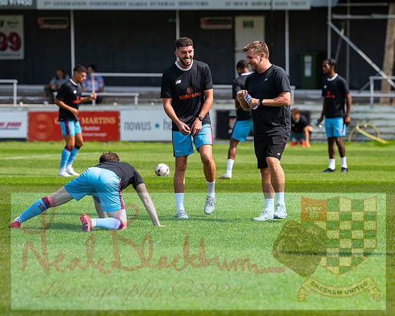 Chesham Utd v Borehamwood (2 of 458)