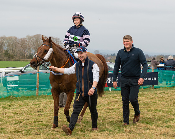 Race 2 - Veteran Horse (126 of 153)