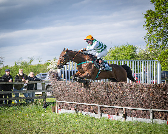 Race 5 - F N Pile and Sons PPORA Novice Riders (93 of 151)