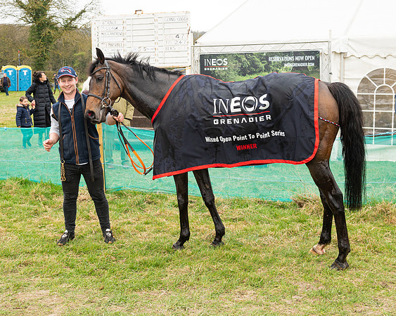 Race 5 - The Ineos Home Counties Grand National (106 of 133)