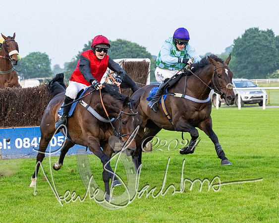 Race 5 - Peter Wright Handicap (69 of 117)