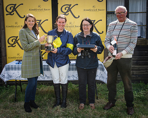 Race 3 - The Richardsons chartered Accountants Conditions Race [Level Three] for Novice Riders (117 of 117)