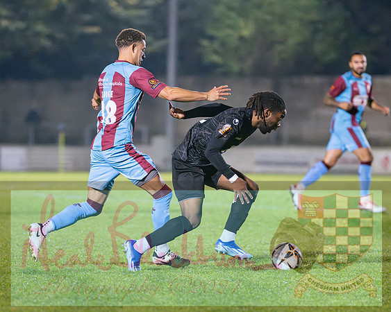 Chesham Utd 3 v 1 Chippenham Town (174 of 416)