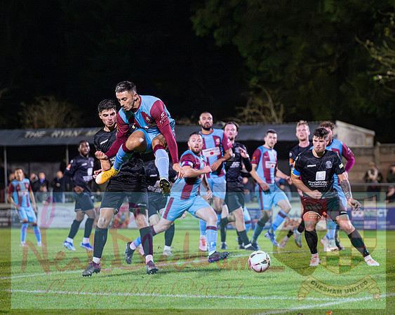 Chesham Utd 3 v 1 Chippenham Town (139 of 416)