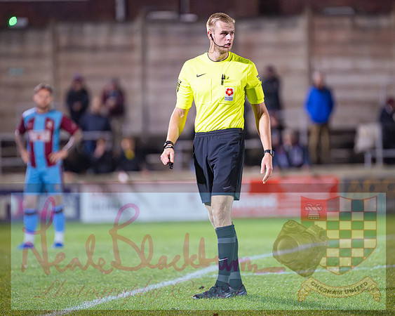 Chesham Utd 3 v 1 Chippenham Town (252 of 416)