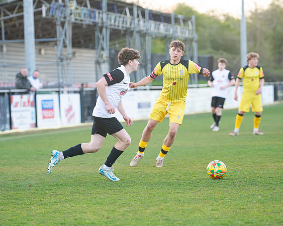 Game 1 - Kings Langley 0 v 3 Young Generals (58 of 259)-Enhanced-NR