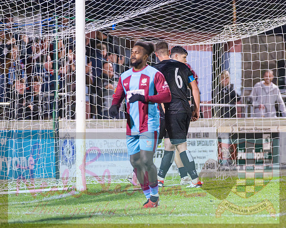 Chesham Utd 3 v 1 Chippenham Town (378 of 416)