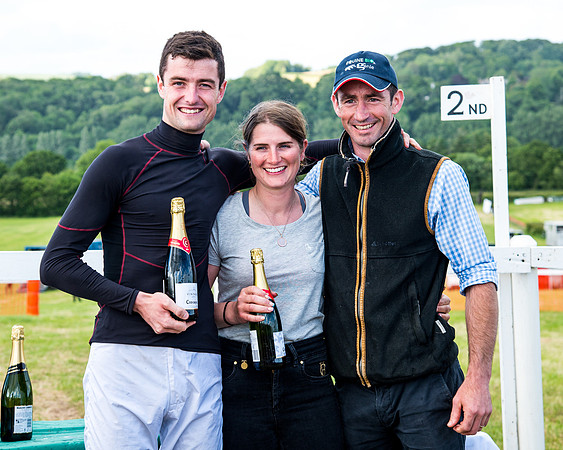 Champions -4