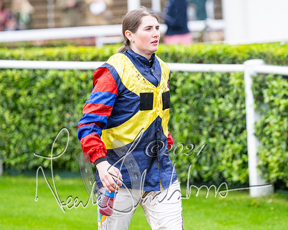 Race 5 - Mares Open  (10 of 129)