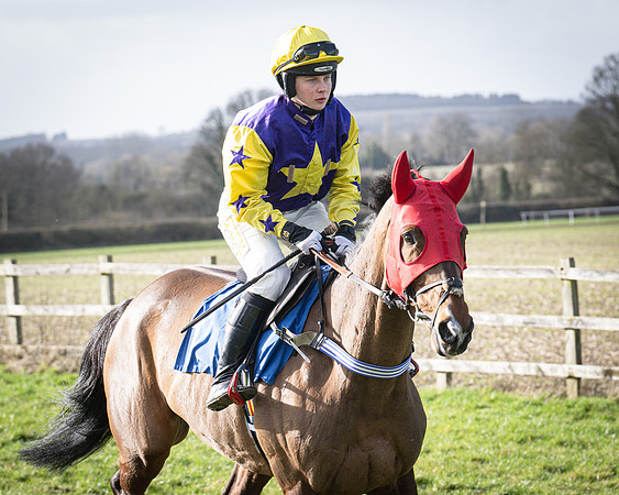 Race 5 - Home counties Grand National (28 of 194)