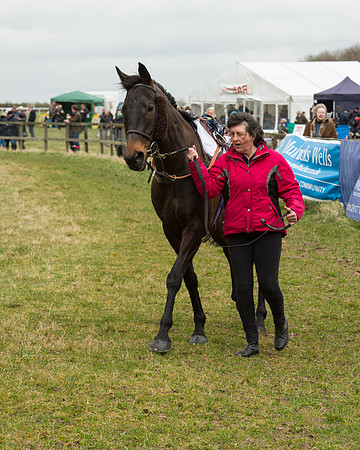 Race 1 - Hunt Club Members race (8 of 75).jpg