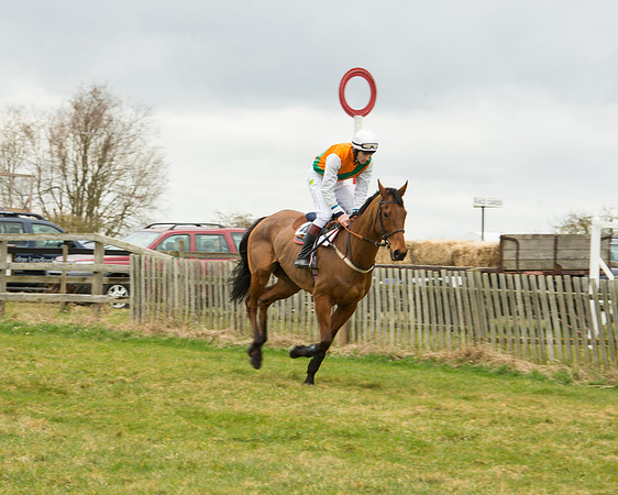 Race 1 - Hunt Club Members race (13 of 75).jpg