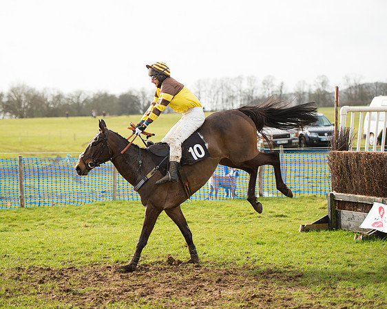 Race 4 - Open Maiden (99 of 110).jpg