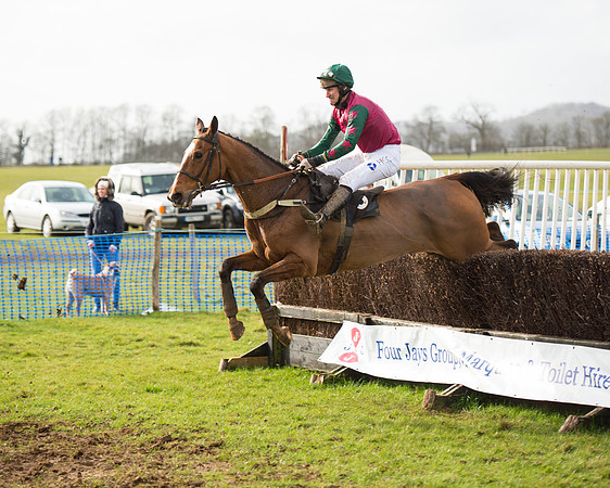 Race 4 - Open Maiden (100 of 110).jpg
