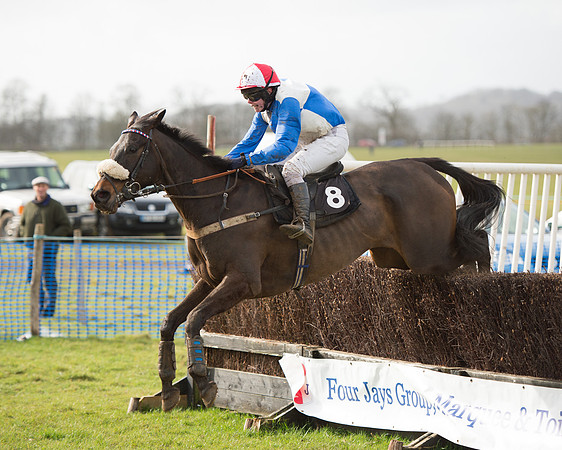 Race 4 - Open Maiden (104 of 110).jpg
