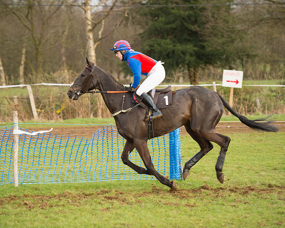 Race 6 - Novice Riders (33 of 79).jpg