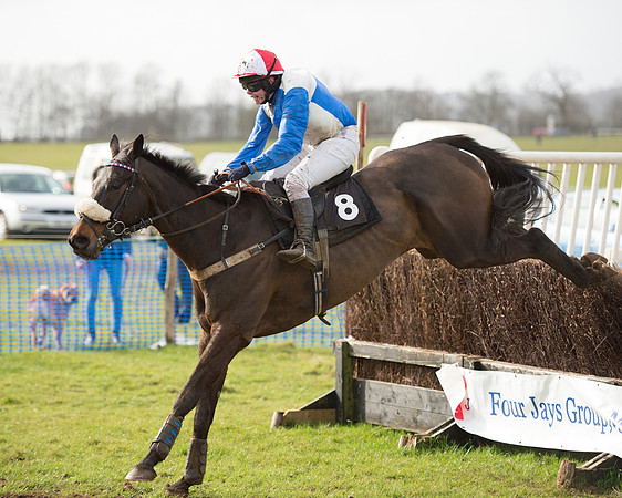Race 4 - Open Maiden (105 of 110).jpg
