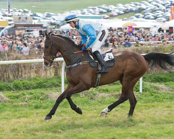 Race 2 - Confined Hunts (16 of 109).jpg