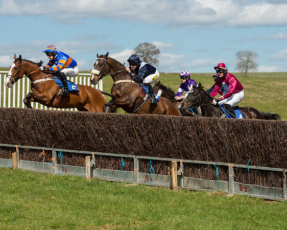 Race 1 - Hunt Club Members (42 of 91).jpg