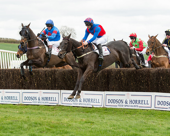 Race 2 - Confined Hunts Race (43 of 100).jpg