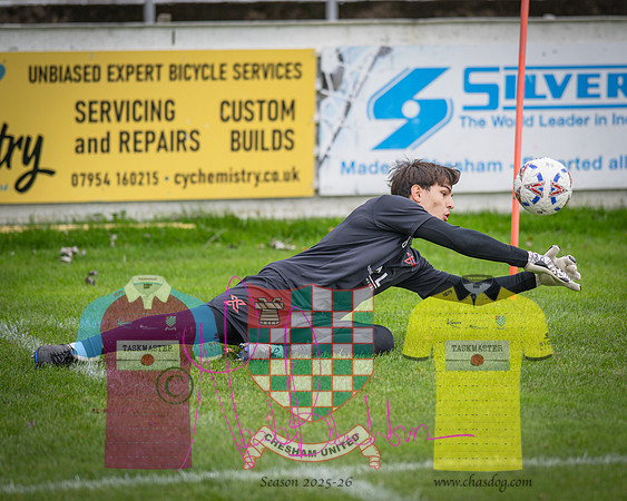 Chesham Utd 3v3 Bedford Town (17 of 436)