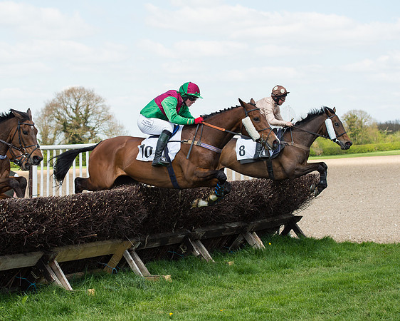 Race 1 - The Confined Hunts Race (87 of 121).jpg