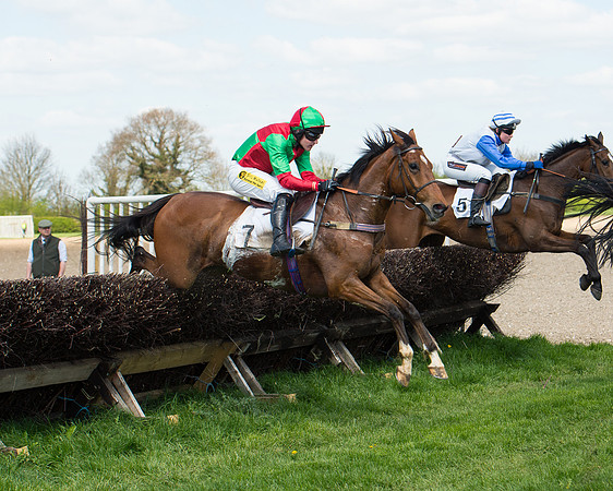 Race 1 - The Confined Hunts Race (93 of 121).jpg