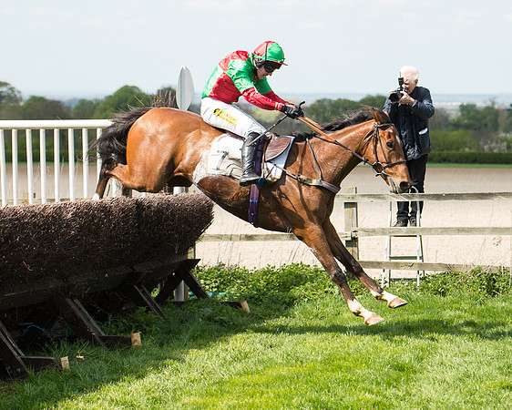 Race 1 - The Confined Hunts Race (104 of 121).jpg