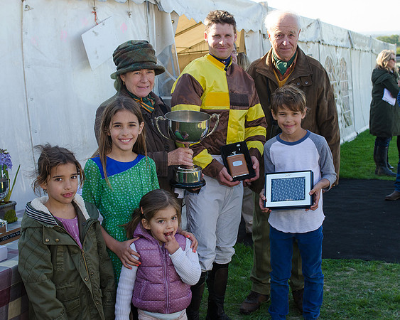 Race 5 - Southern Grand National (103 of 106).jpg