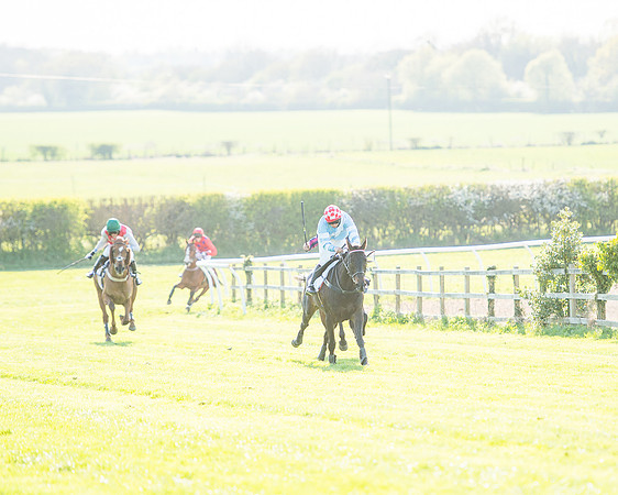 Race 6 - The Open Maiden Race (86 of 120).jpg