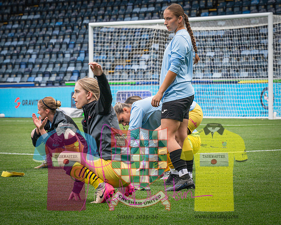 Wycombe Wanderers 4v2 Chesham United (7 of 393)