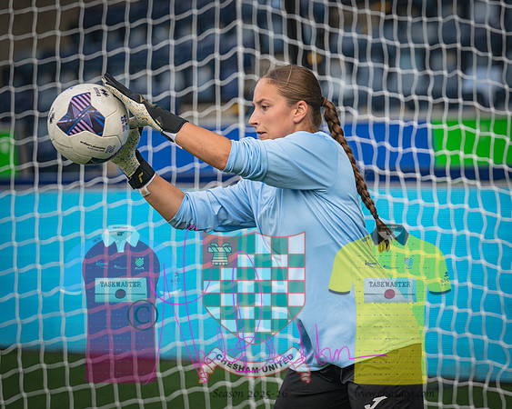 Wycombe Wanderers 4v2 Chesham United (13 of 393)