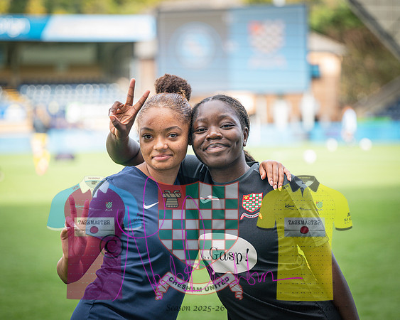 Wycombe Wanderers 4v2 Chesham United (34 of 393)