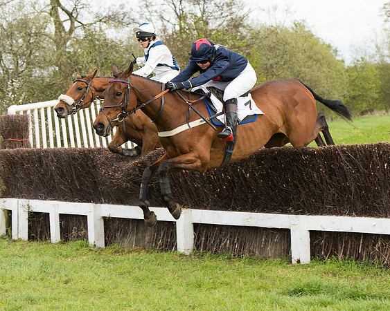 Race 4 - Hunt members (30 of 49).jpg