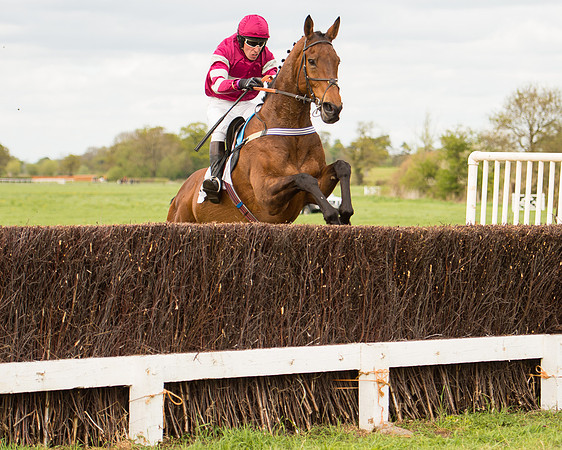 Race 4 - Hunt members (36 of 49).jpg