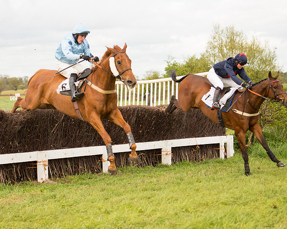 Race 4 - Hunt members (45 of 49).jpg