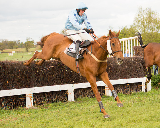 Race 4 - Hunt members (46 of 49).jpg