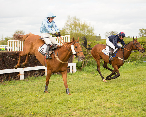 Race 4 - Hunt members (47 of 49).jpg