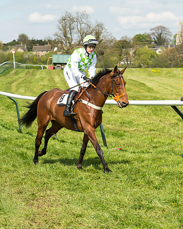Race 4 - Novice riders (26 of 103).jpg
