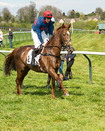 Race 4 - Novice riders (29 of 103).jpg